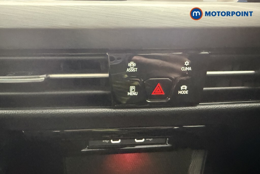 Volkswagen Golf Mk8 1.0 Tsi Life 110Ps Estate Grey #43