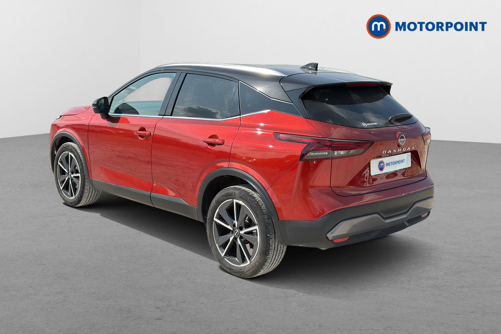 Nissan Qashqai 1.3 Dig-t Mh Tekna AO73XJG Red