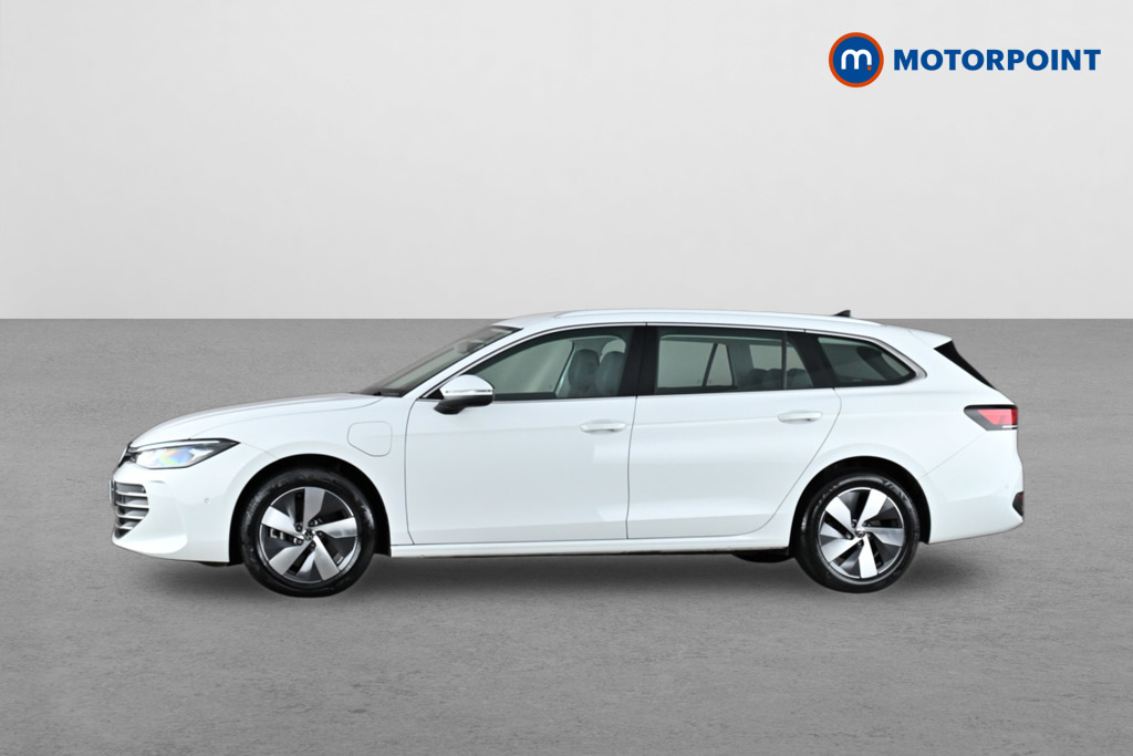 Volkswagen Passat 1.5 Tsi Ehybrid Life Dsg MK25CSZ White #4