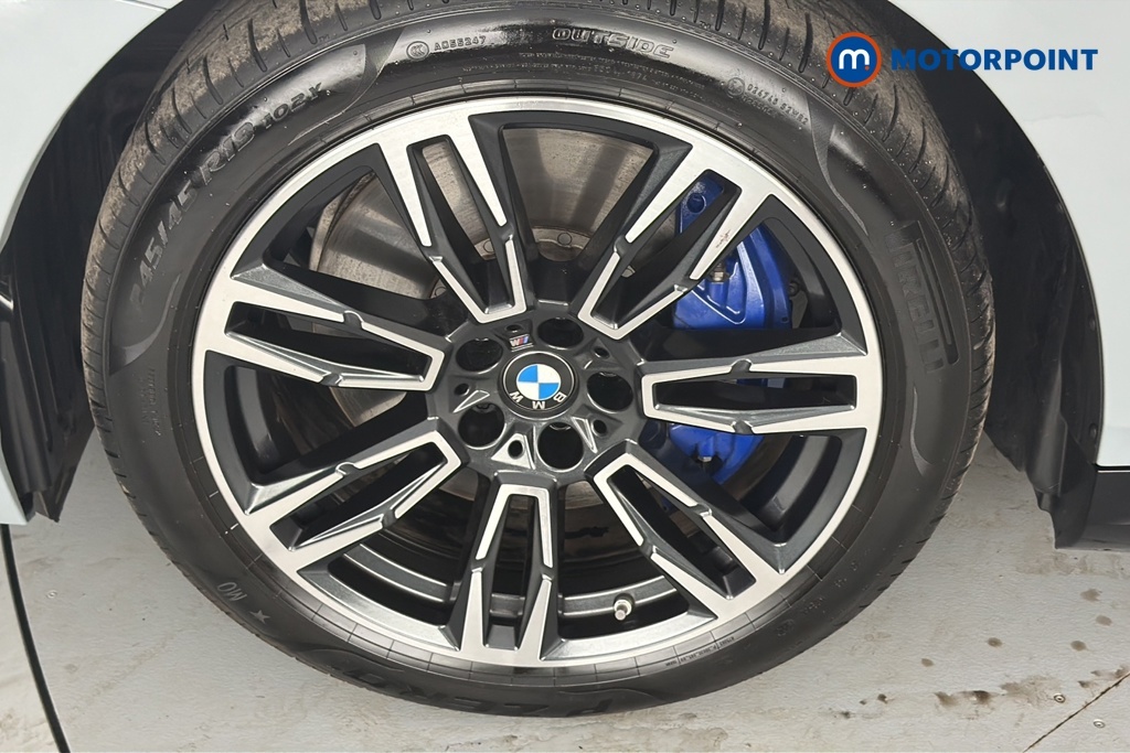 BMW i5 40 83.9Kwh M Sport Edrive 11Kw Charger Green #40