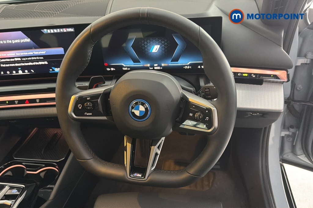 BMW i5 40 83.9Kwh M Sport Edrive 11Kw Charger Green #9