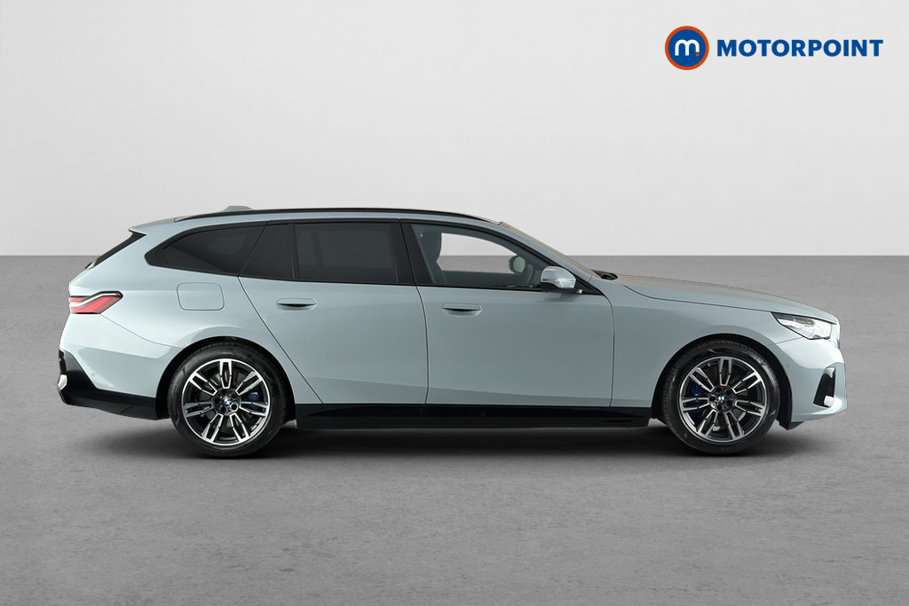 BMW i5 40 83.9Kwh M Sport Edrive 11Kw Charger Green #3