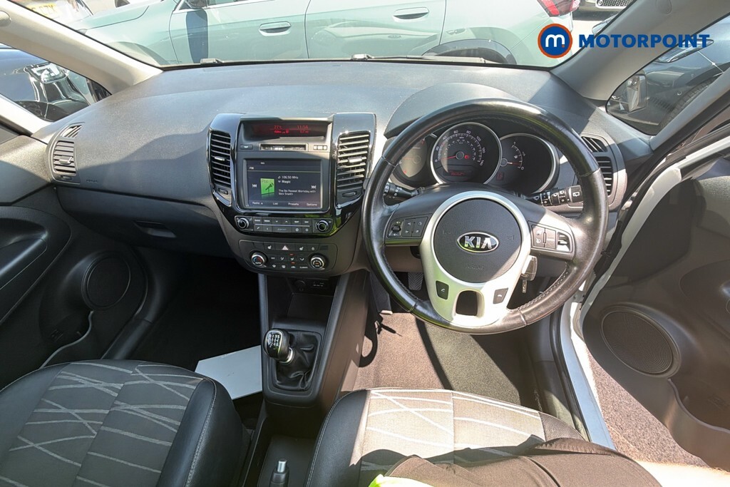 Kia Venga 4 White #21