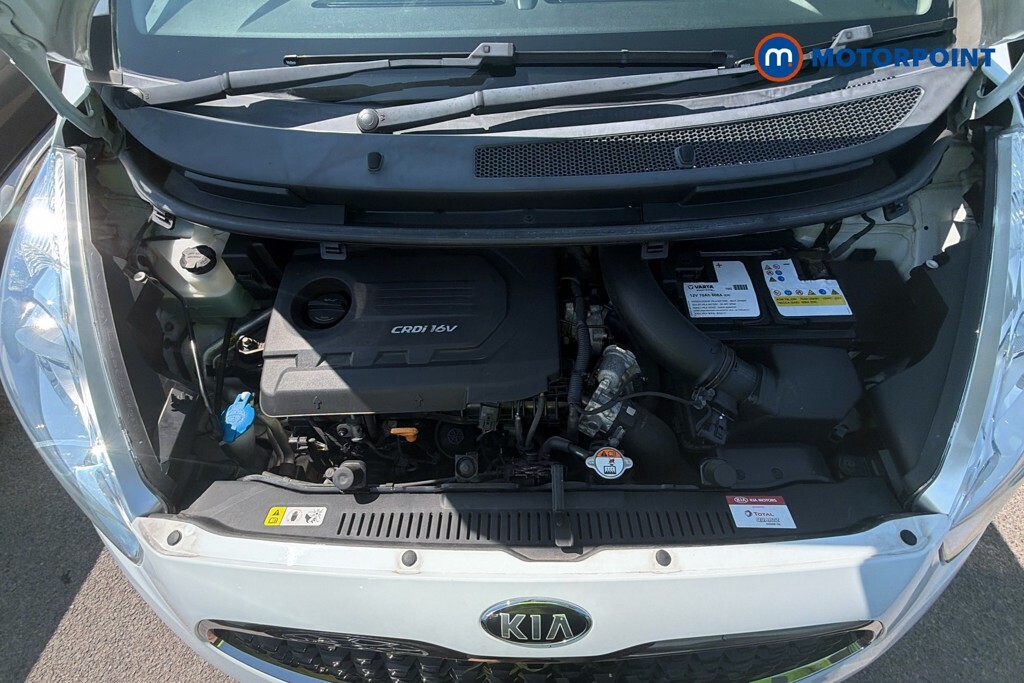 Kia Venga 4 White #9