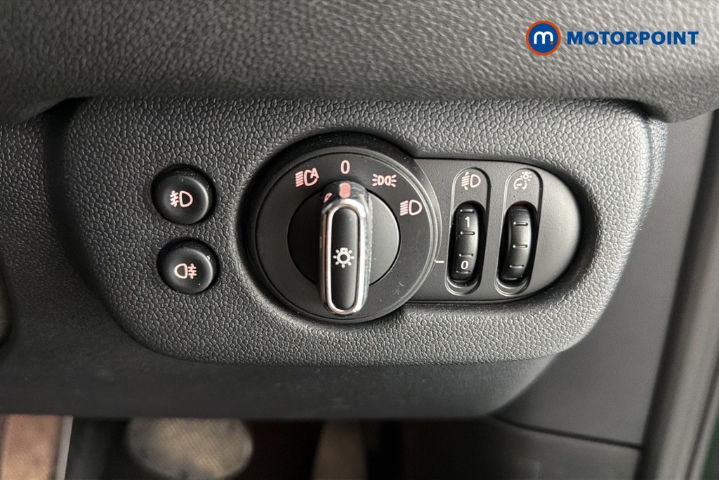 Mini Clubman 1.5 Cooper Exclusive Steptronic Euro 6 Ss 6Dr Black #13