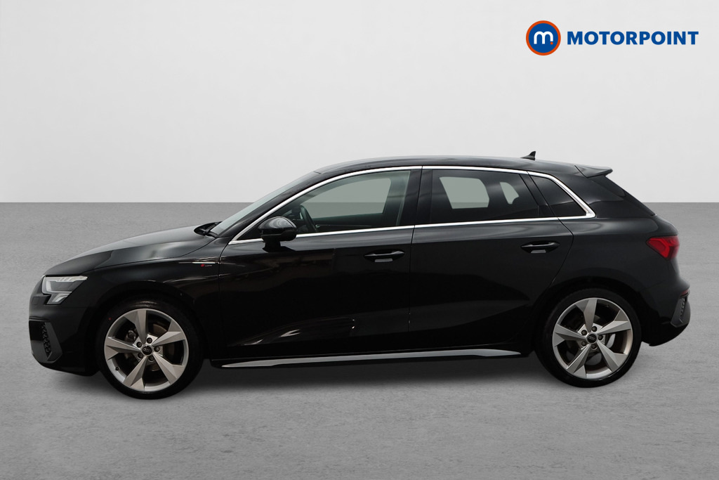 Audi A3 30 Tfsi S Line S Tronic SD23XBM Black #4