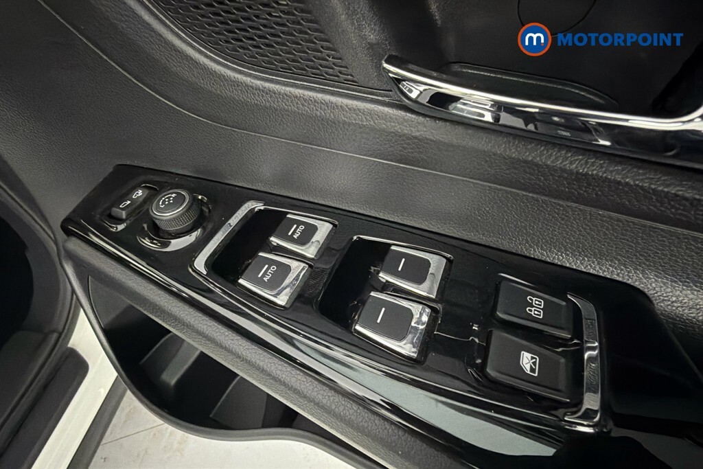 SsangYong Korando e-Motion Suv Grey #22