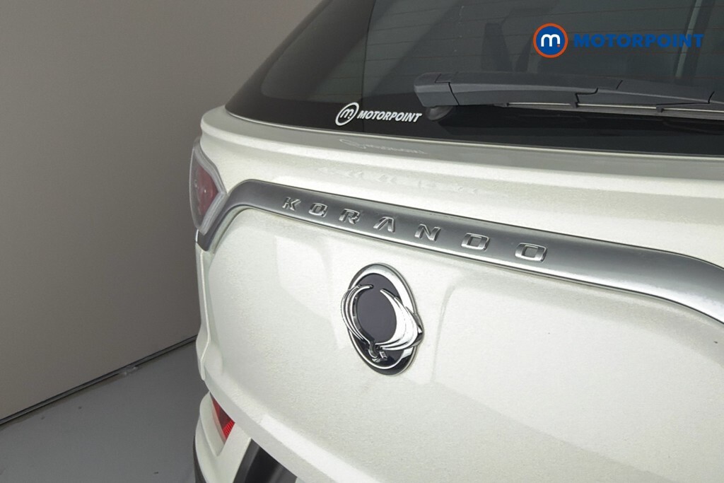 SsangYong Korando e-Motion Suv Grey #33