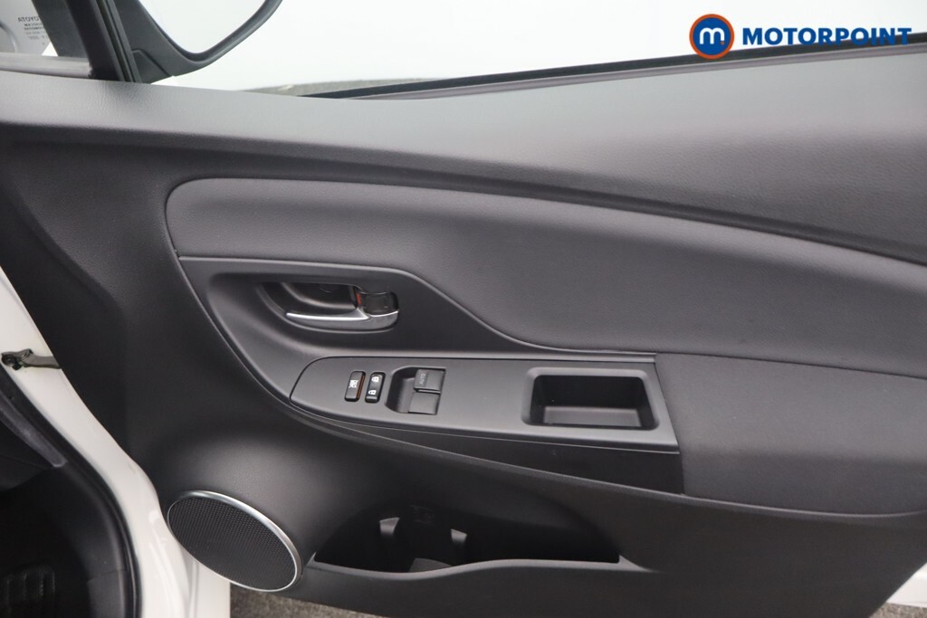 Toyota Yaris 1.5 Hybrid Icon Cvt Grey #17