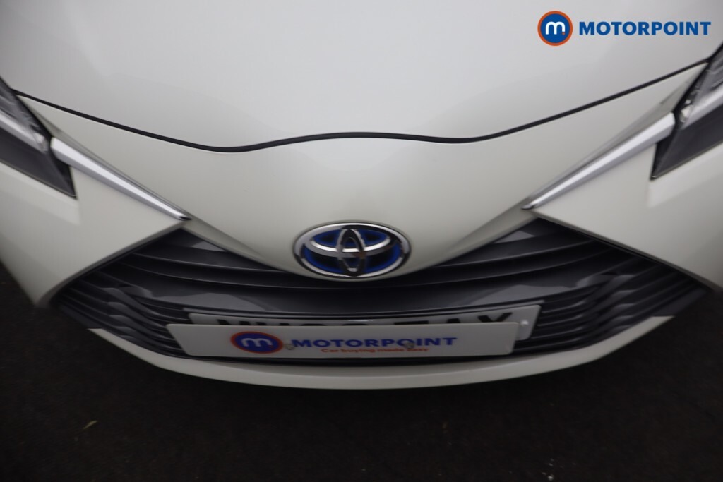 Toyota Yaris 1.5 Hybrid Icon Cvt Grey #33