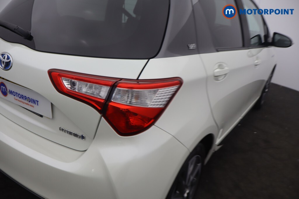 Toyota Yaris 1.5 Hybrid Icon Cvt Grey #11