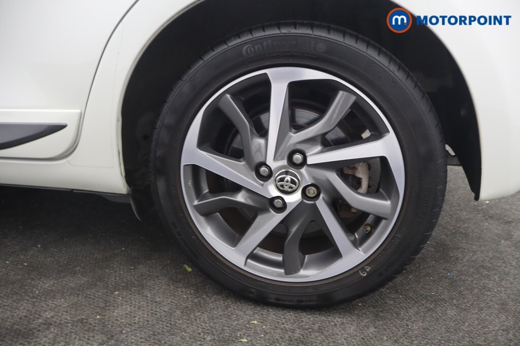 Toyota Yaris 1.5 Hybrid Icon Cvt Grey #37