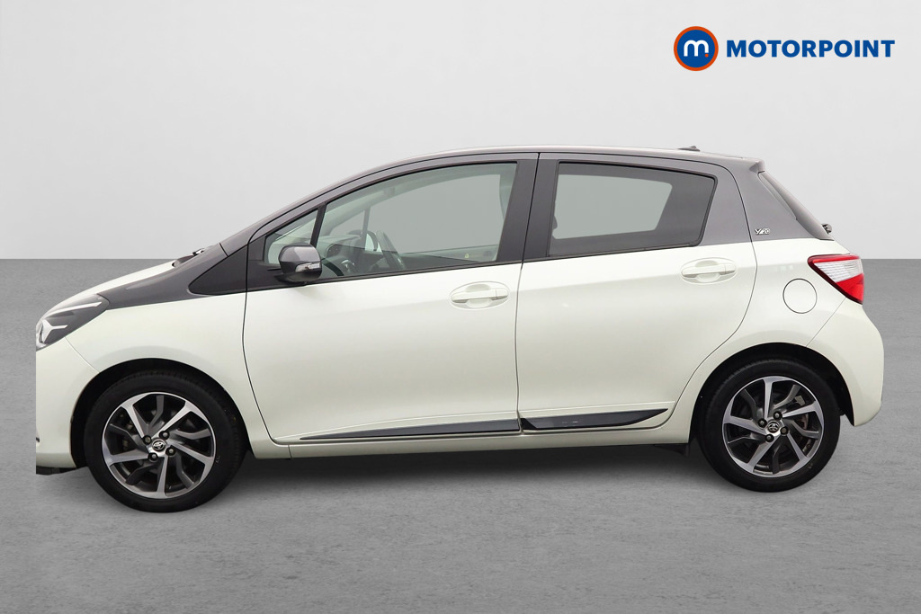 Toyota Yaris 1.5 Hybrid Y20 Cvt Bi-tone White #4