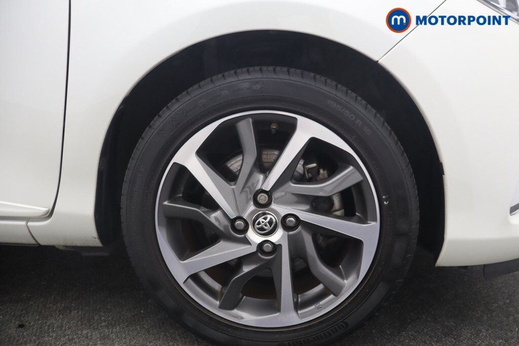 Toyota Yaris 1.5 Hybrid Icon Cvt Grey #32