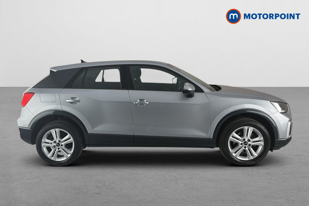 Audi Q2 35 Tfsi Sport Silver #4