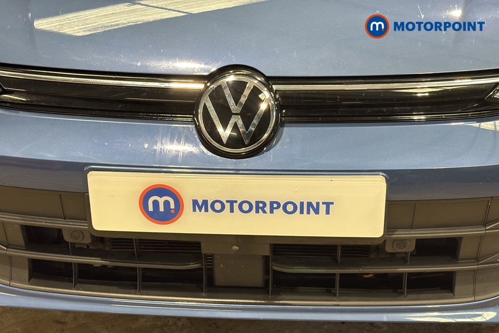 Volkswagen Golf 1.5 Etsi 150 R-line Dsg, 18 Leeds Alloys White #37