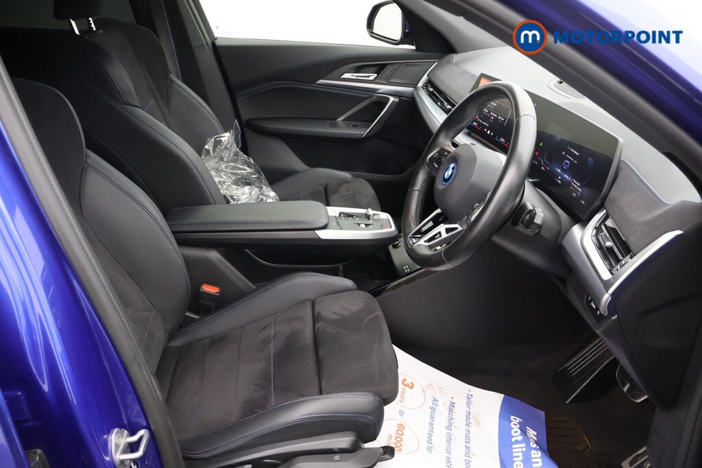BMW iX2 30 66.5Kwh M Sport Xdrive 11Kw Charger  #24