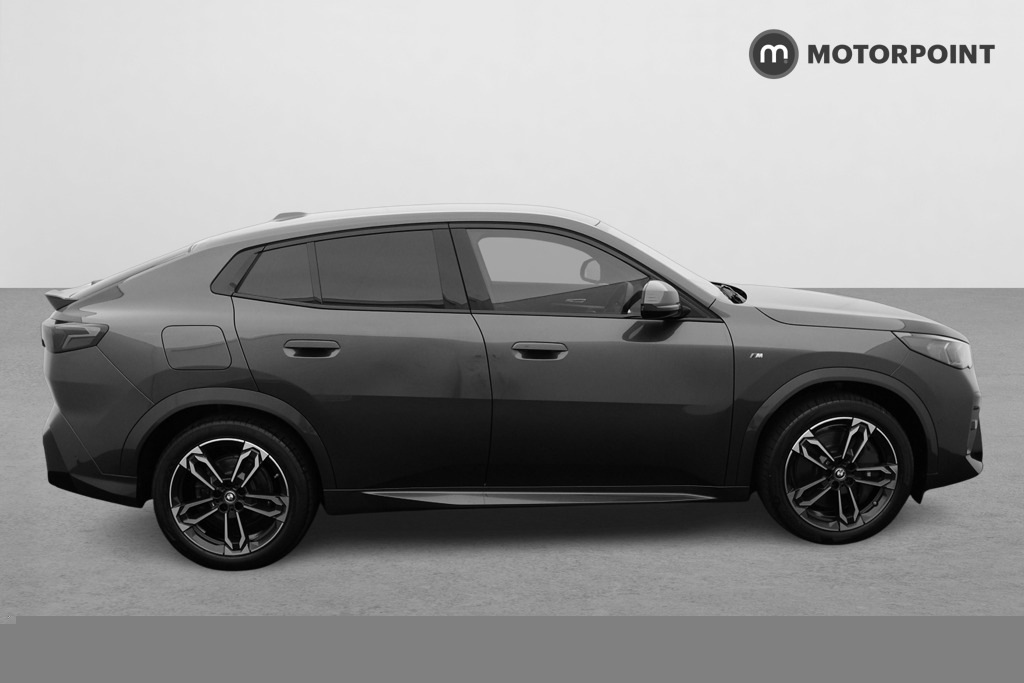 BMW iX2 30 66.5Kwh M Sport Xdrive 11Kw Charger  #8