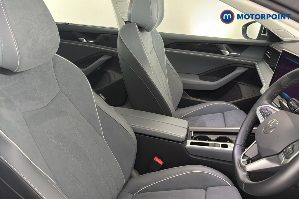 Volkswagen Passat 1.5 Tsi Ehybrid Life Dsg Pan Roof, Tow Bar, Blue #24