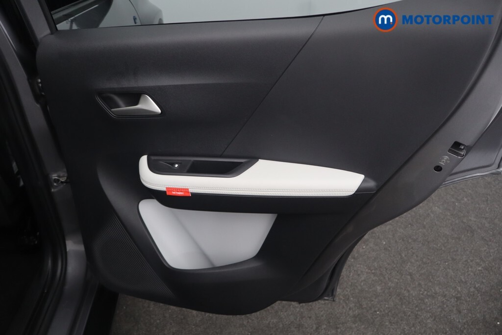 Citroen C3 Aircross 1.2 Hybrid Max 136 E-dsc6 White #26
