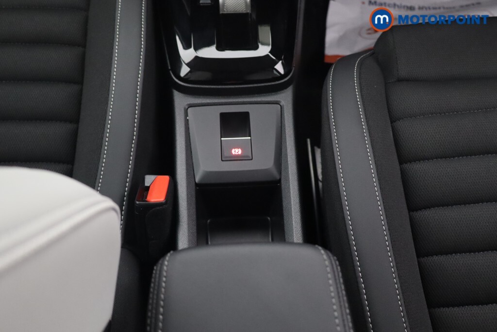 Citroen C3 Aircross 1.2 Hybrid Max 136 E-dsc6 White #12