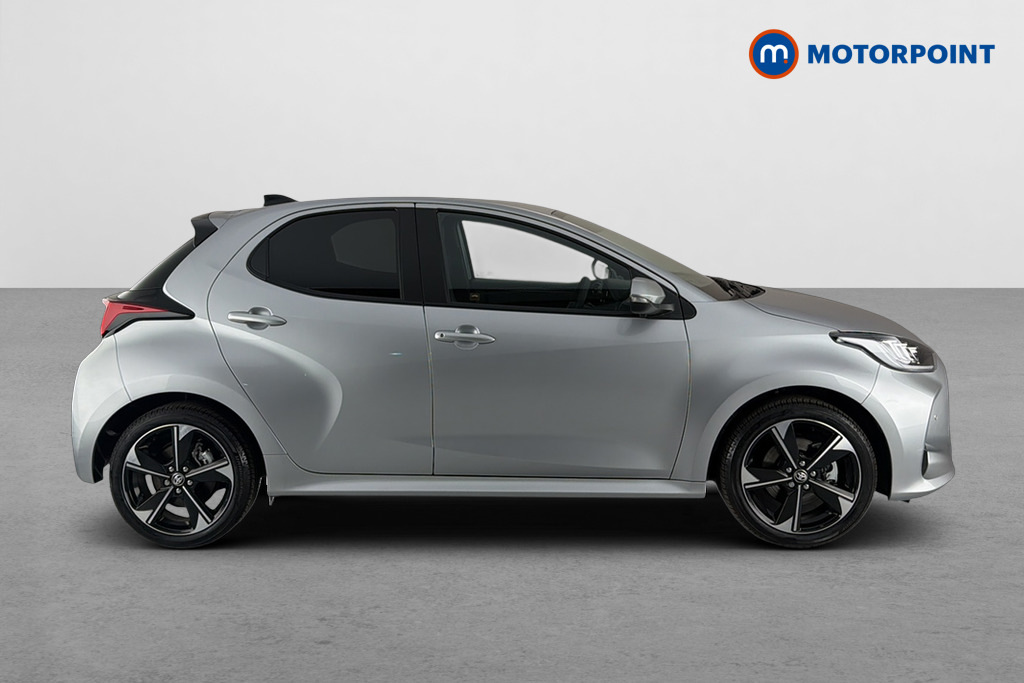Toyota Yaris 1.5 Hybrid 130 Excel Cvt Silver #4