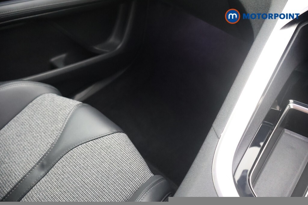 Peugeot 3008 1.2 Puretech Gt Line Premium Euro 6 Ss #16