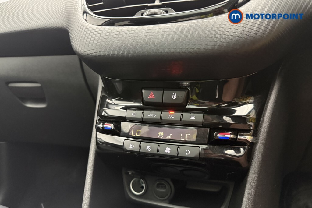 Peugeot 2008 1.5 Bluehdi Allure Eat Euro 6 Ss Red #18