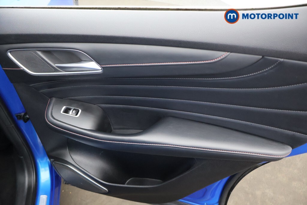 MG HS 1.5 T-gdi 16.6 Kwh Excite Suv Plug-in H Blue #19