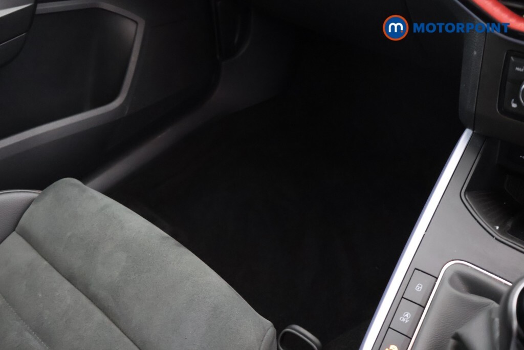 Seat Arona 1.0 Tsi Fr Sport Suv Dsg White #15