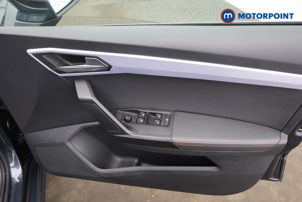 Seat Arona 1.0 Tsi Fr Sport Suv Dsg White #17