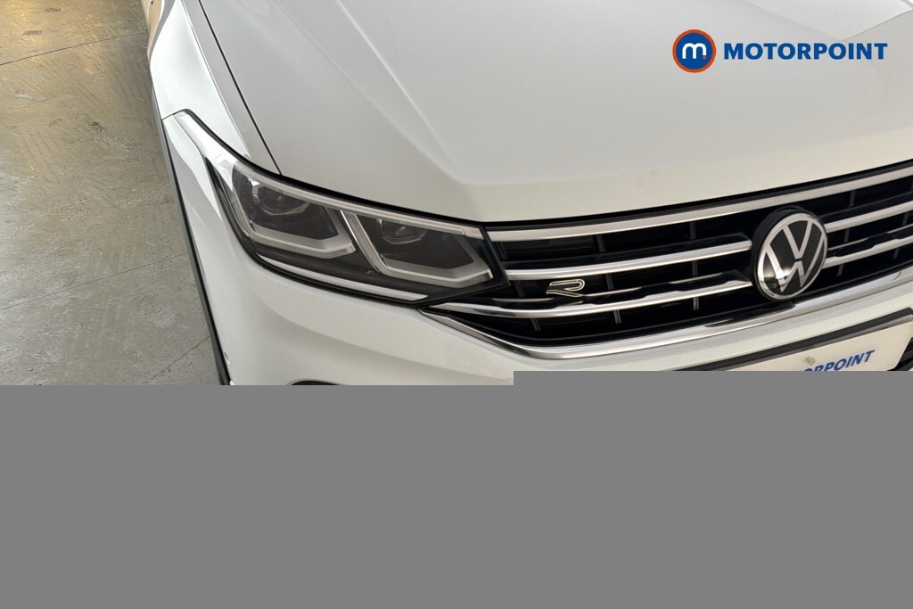 Volkswagen Tiguan 1.5 Tsi Active Suv Euro 6 Ss White #37