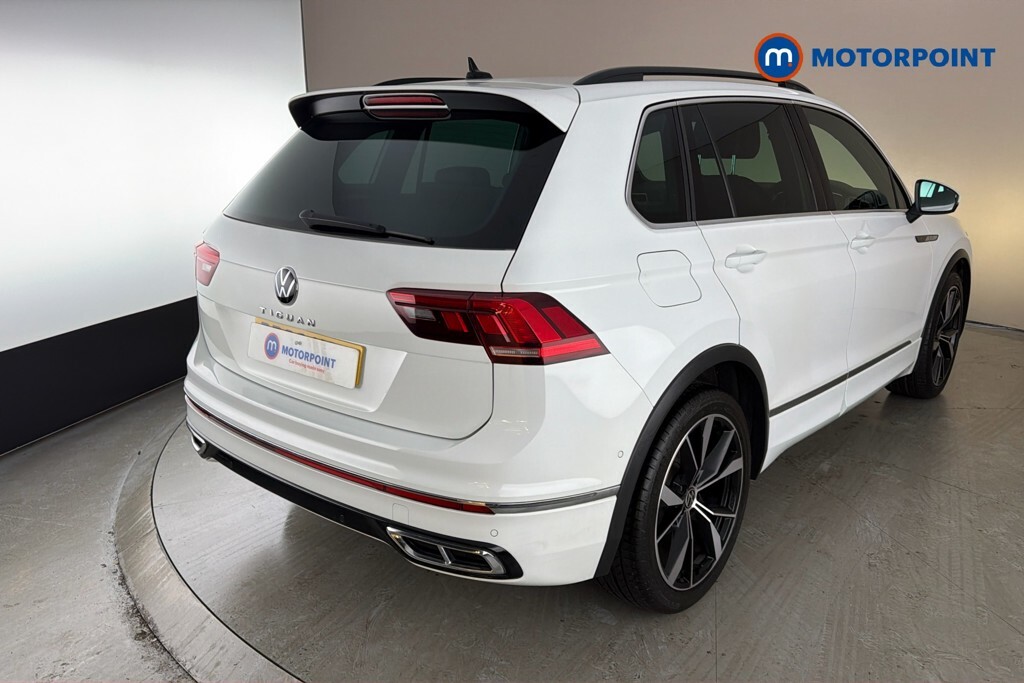 Volkswagen Tiguan 1.5 Tsi Active Suv Euro 6 Ss White #33