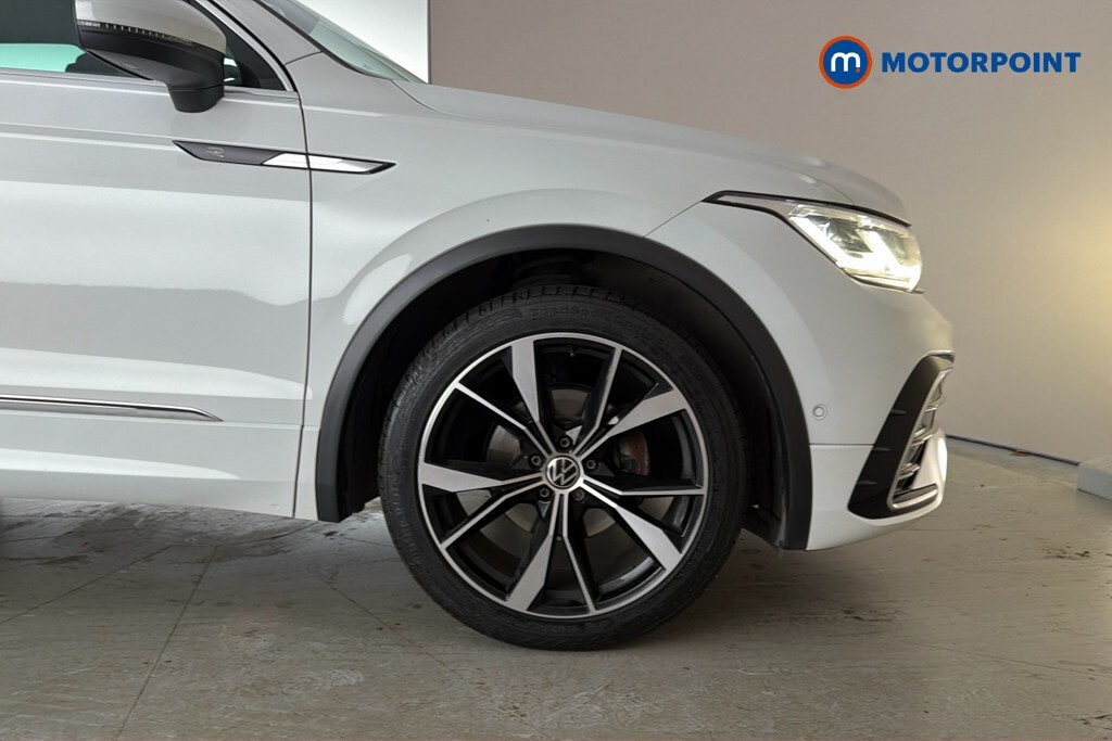 Volkswagen Tiguan 1.5 Tsi Active Suv Euro 6 Ss White #42