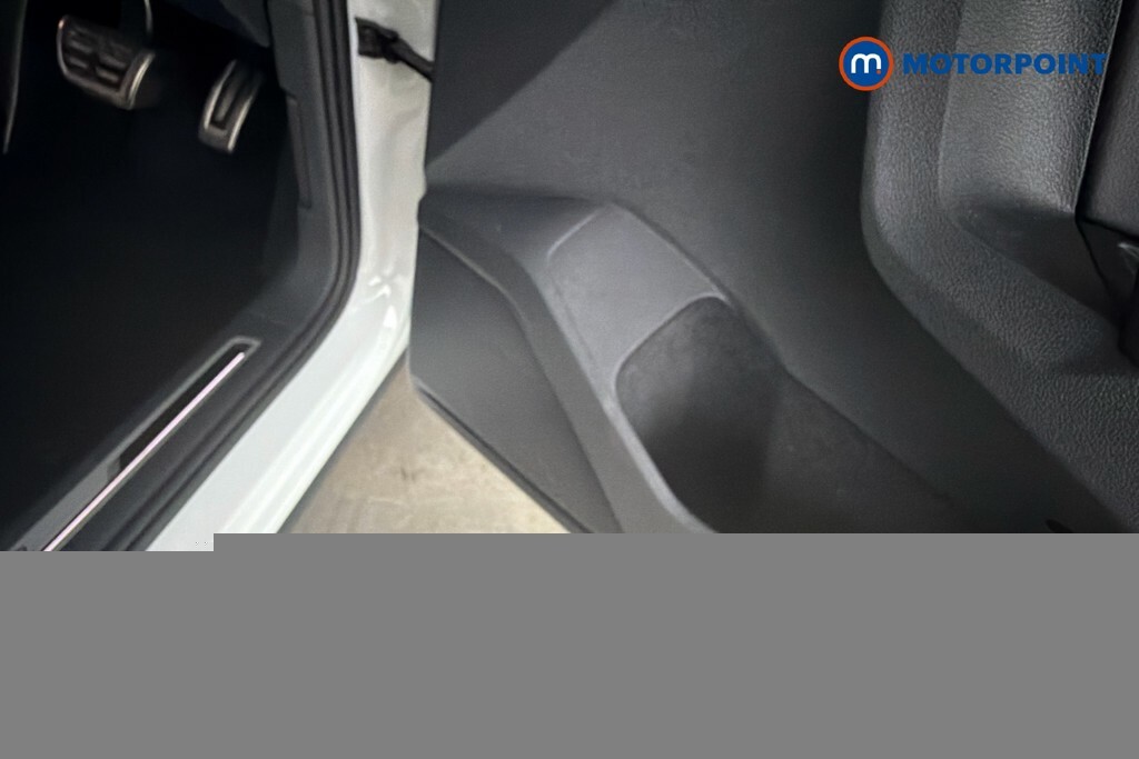 Volkswagen Tiguan 1.5 Tsi Active Suv Euro 6 Ss White #25