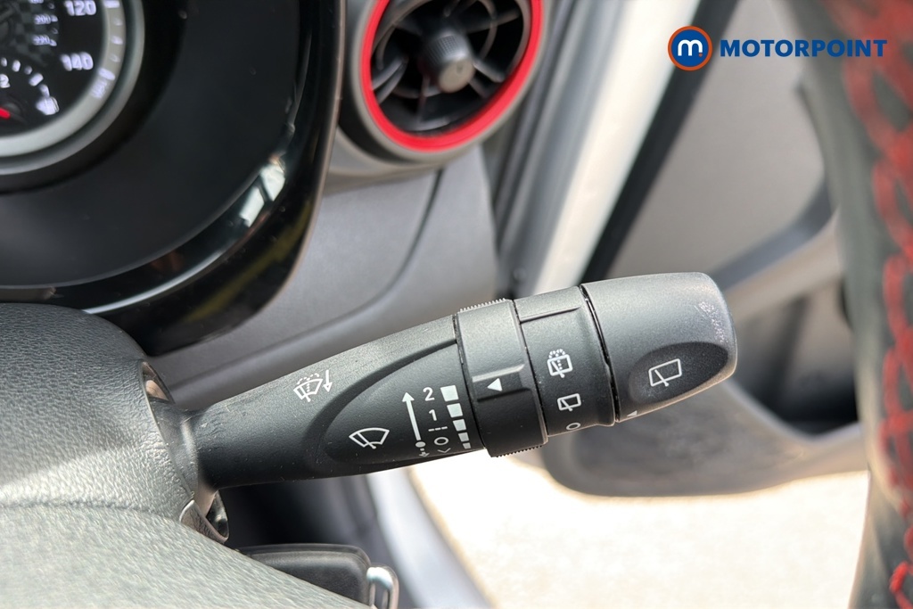Hyundai I10 1.0 Se Connect Hatchback Euro 6 Brown #11