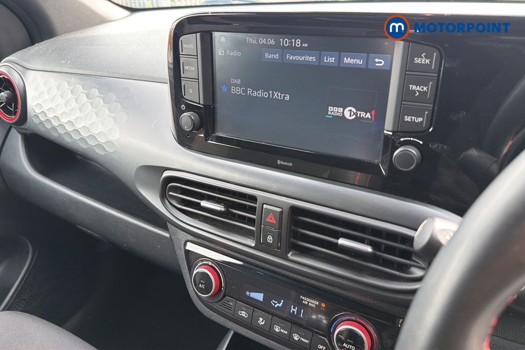 Hyundai I10 1.0 Se Connect Hatchback Euro 6 Brown #13