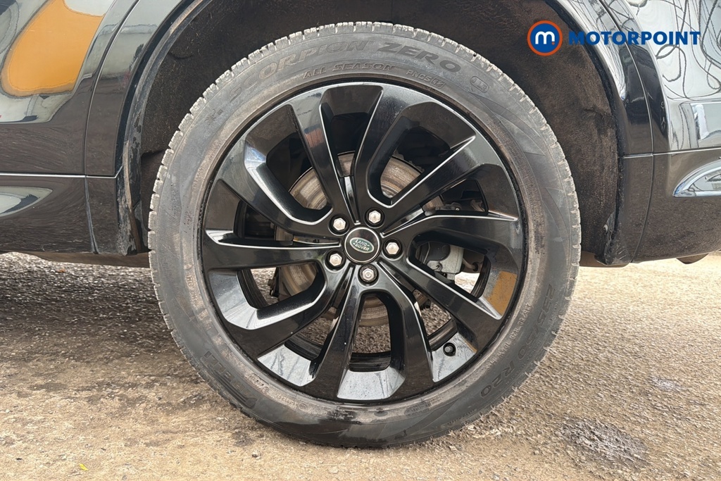 Land Rover Discovery Sport Sport S Black #38