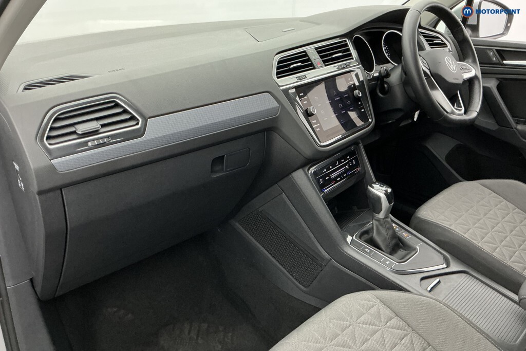Volkswagen Tiguan 1.5 Tsi 150 R-line Edition Dsg White #13
