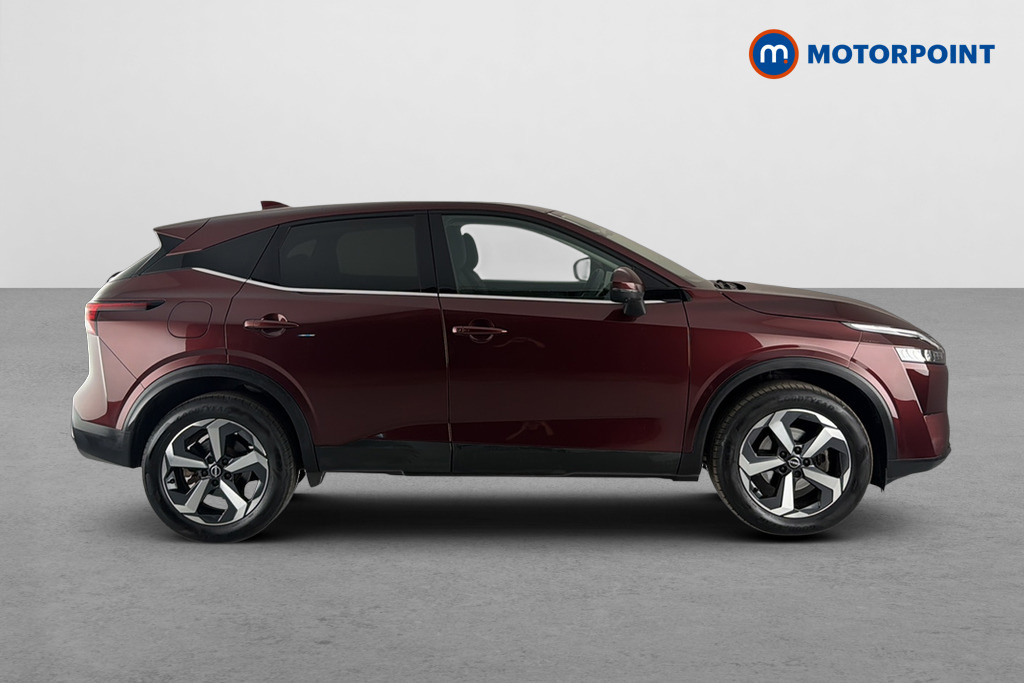 Nissan Qashqai 1.3 Dig-t Mh 158 N-connecta Xtronic Red #4