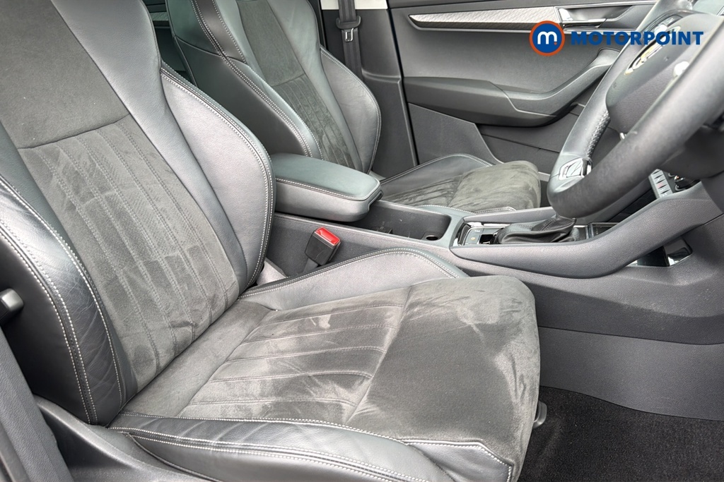 Skoda Karoq 2.0 Tsi Sportline 4X4 Dsg 2023 Black #20