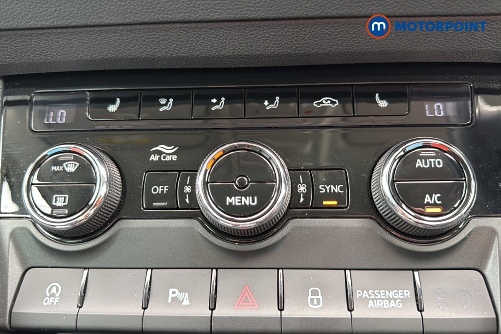 Skoda Karoq 2.0 Tsi Sportline 4X4 Dsg 2023 Black #13