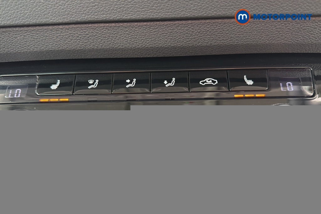 Skoda Karoq 2.0 Tsi Sportline 4X4 Dsg 2023 Black #15