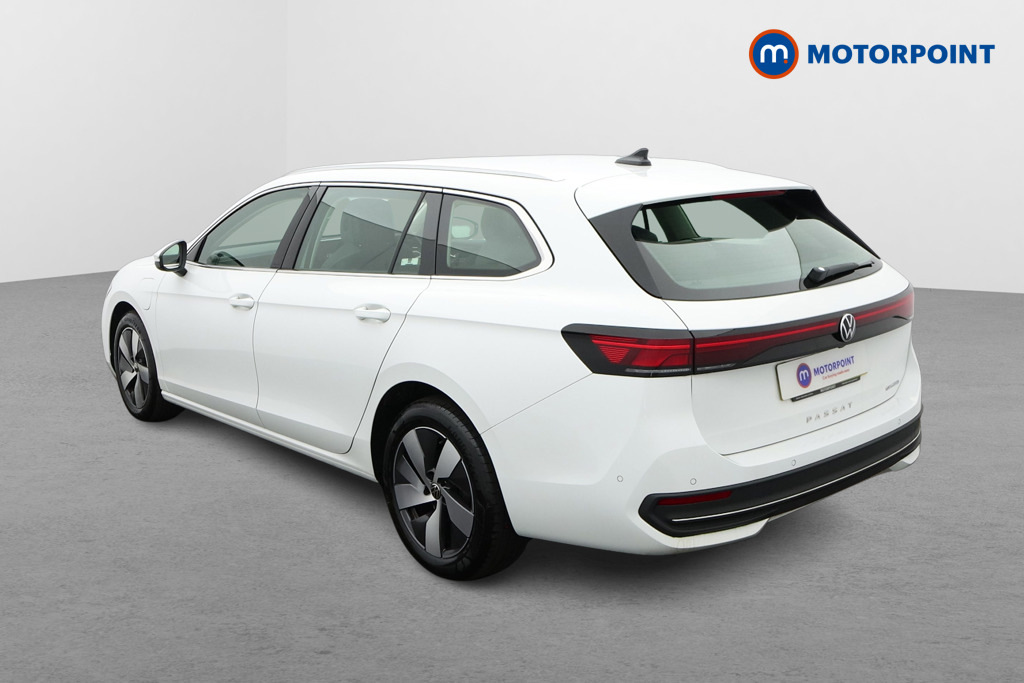 Volkswagen Passat 1.5 Tsi Ehybrid Life Dsg White #5