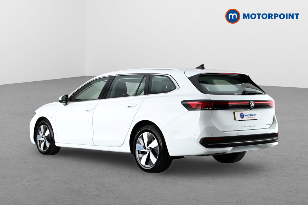 Volkswagen Passat 1.5 Tsi Ehybrid Life Dsg White #5