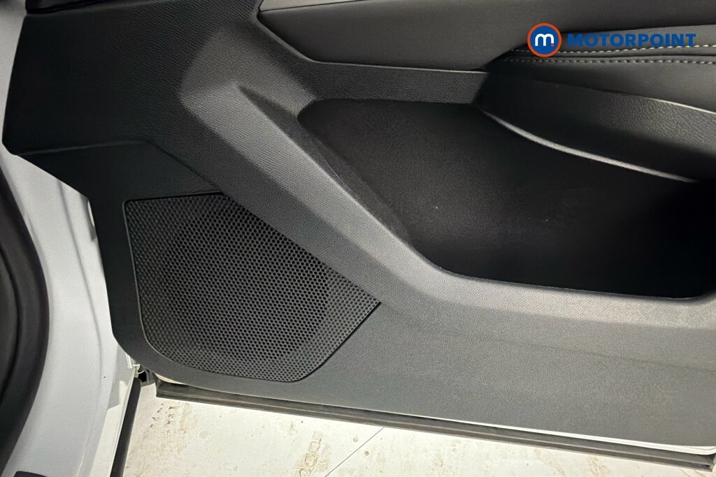 Peugeot 3008 1.2 Hybrid 136 Gt E-dsc6 2025 Black #26
