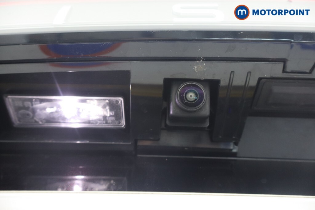 Nissan Ariya 63Kwh Engage Suv 7.4Kw Charger Green #13