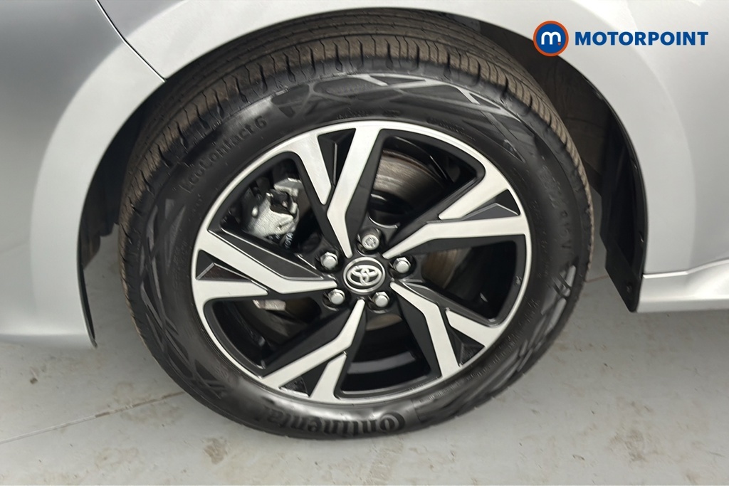 Toyota Yaris 1.5 Hybrid Icon Cvt White #36