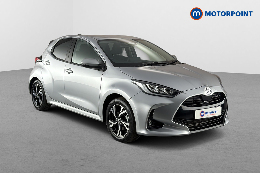 Toyota Yaris 1.5 Hybrid Design Cvt Silver