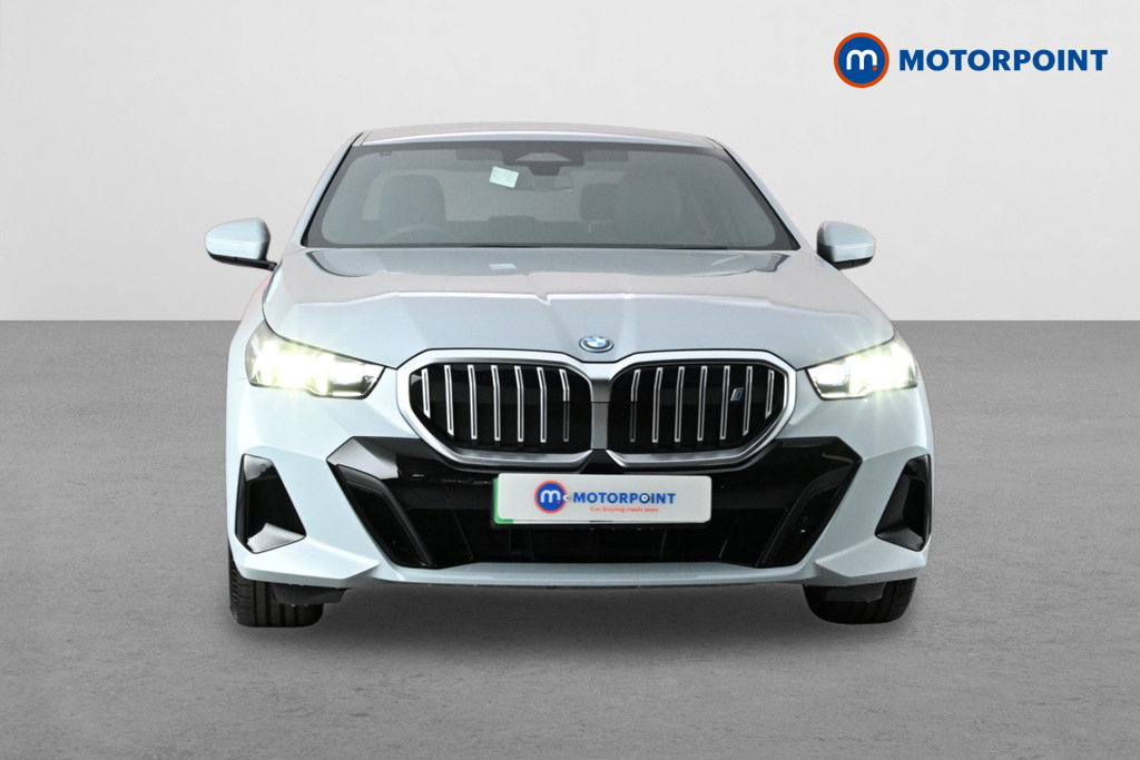 BMW i5 40 83.9Kwh M Sport Touring Edrive 11Kw Charger Green #2